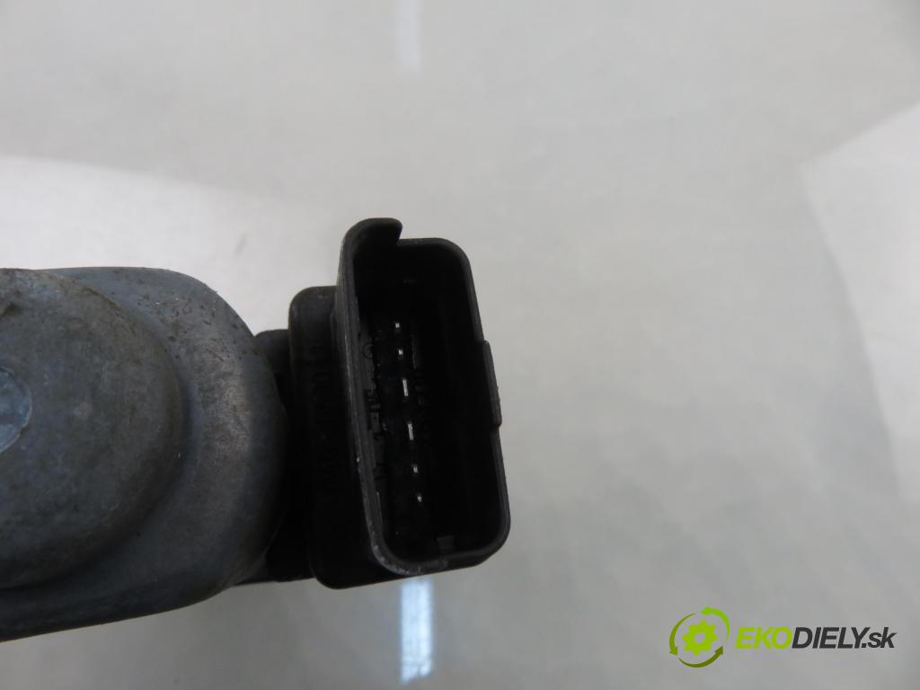 RENAULT GRAND SCENIC II (JM0/1_) MINIVAN 2007 110,00 2.0 dCi (JM1K) - M9R 721 1995,00 Motorček sťahovania okien LT 440726J4