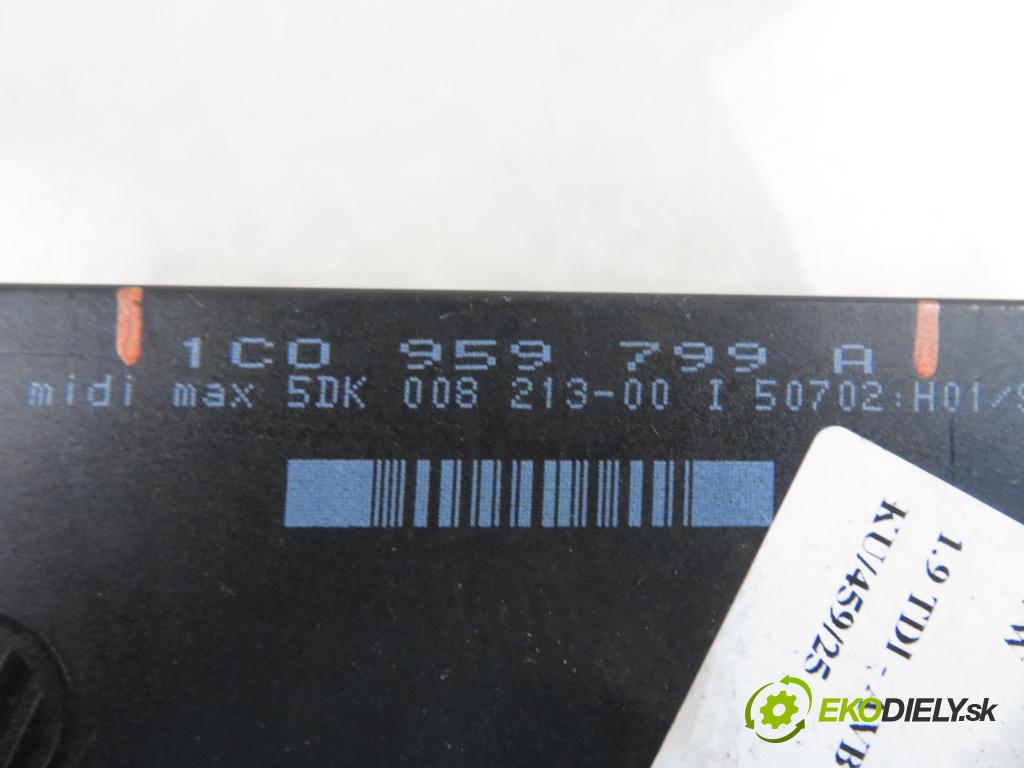 VW PASSAT B5.5 Variant (3B6) KOMBI 2002 74,00 1.9 TDI PD 101 - AVB 1896,00 MODUL komfortu 1C0959799A