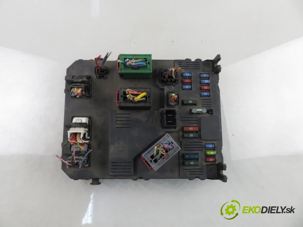 PEUGEOT PARTNER Combispace (5F) KOMBIVAN 2006 66,00 1.6 HDi 90 - 9HX 1560,00 MODUL BSI S118085320F ; 9657999680