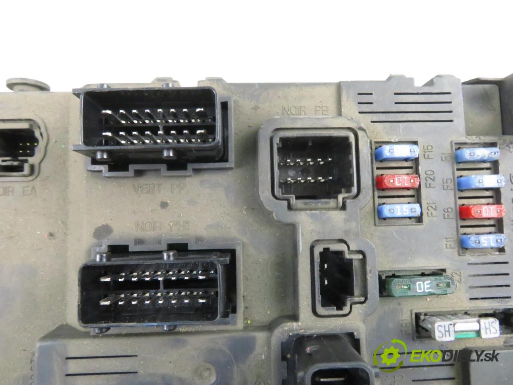 PEUGEOT PARTNER Combispace (5F) KOMBIVAN 2006 66,00 1.6 HDi 90 - 9HX 1560,00 MODUL BSI S118085320F ; 9657999680