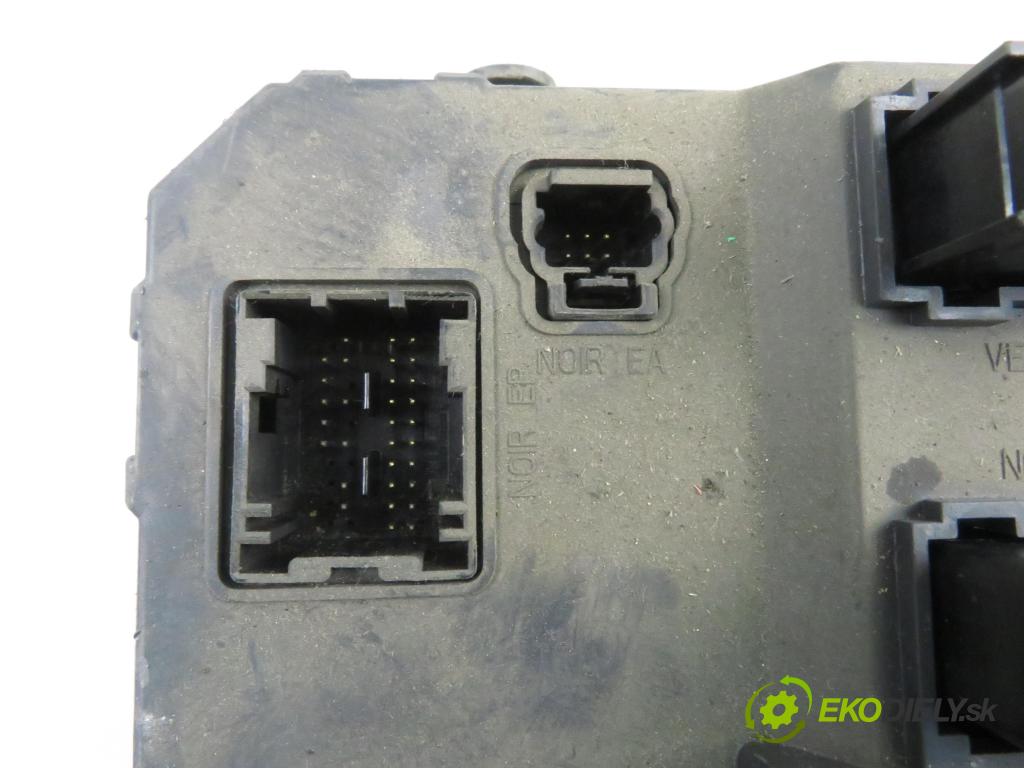 PEUGEOT PARTNER Combispace (5F) KOMBIVAN 2006 66,00 1.6 HDi 90 - 9HX 1560,00 MODUL BSI S118085320F ; 9657999680