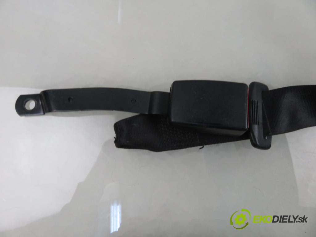 VW POLO (9N_) HB 2005 63,00 1.4 FSI - AXU 1390,00 držák BEZPEČNOST LP 6Q3857705E