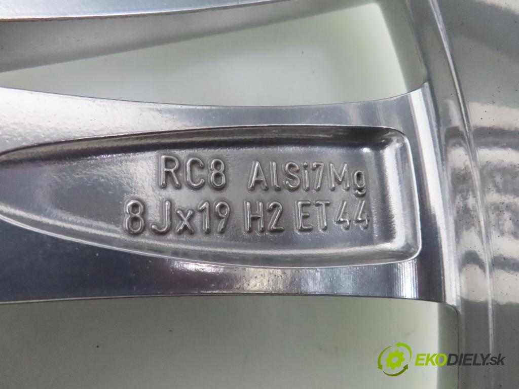 SKODA   0    disky / disk 3V0601025AM