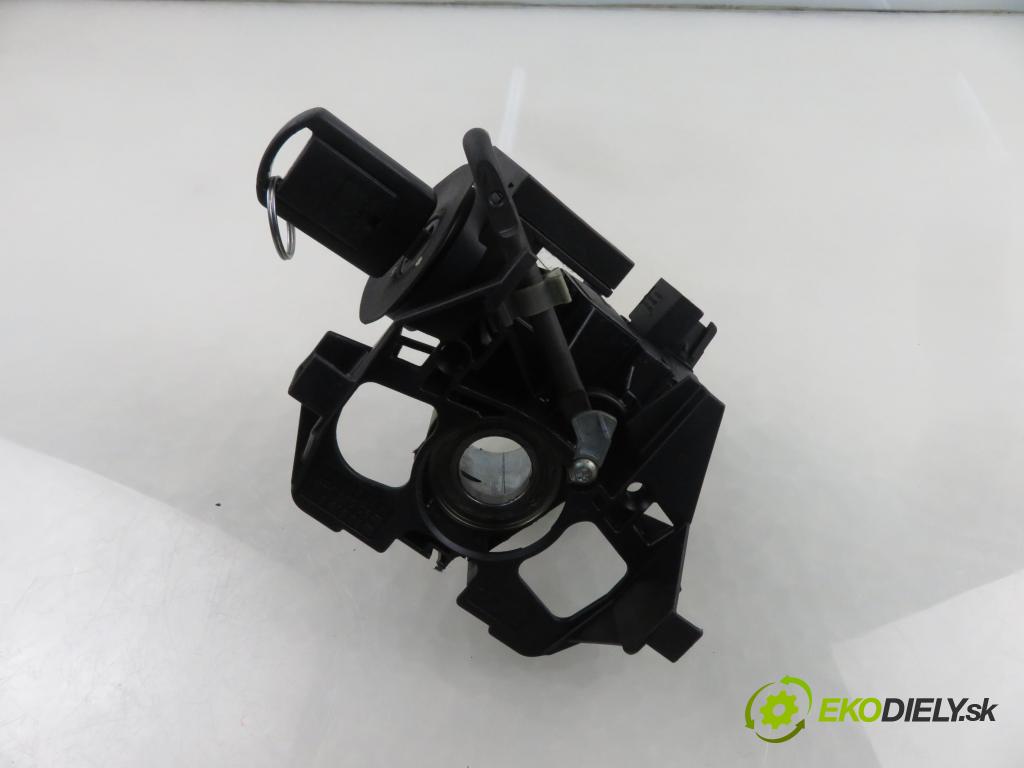 OPEL CORSA C (X01) HB 2001 55,00 1.2 16V 75 - Z 12 XE 1199,00 spinačka 24445098 (Spínacia skrinka)