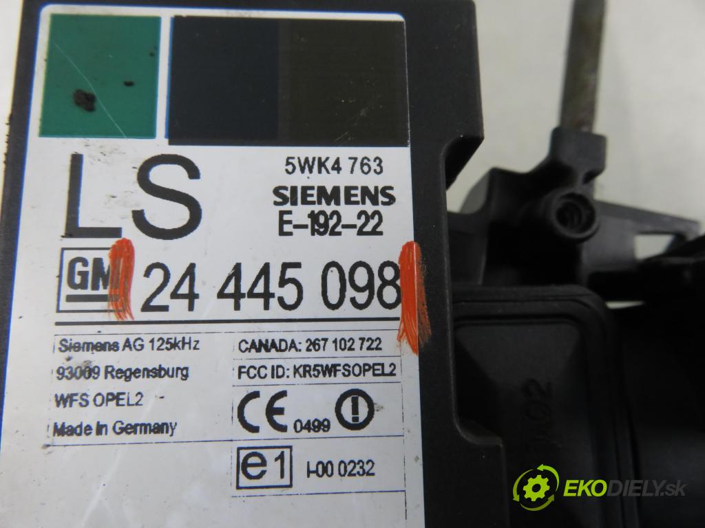 OPEL CORSA C (X01) HB 2001 55,00 1.2 16V 75 - Z 12 XE 1199,00 spinačka 24445098 (Spínacia skrinka)