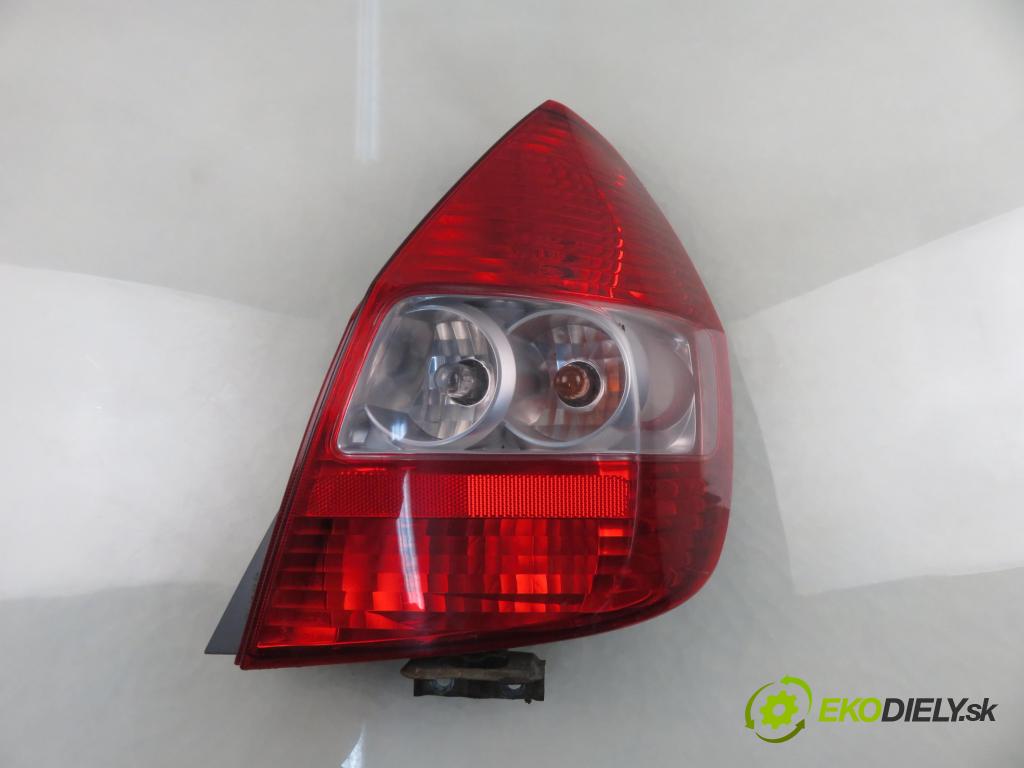 HONDA JAZZ II (GD_, GE3, GE2) HB 2004 61,00 1.3 (GD1) - L13A1 1339,00 světlo pravé zadní 