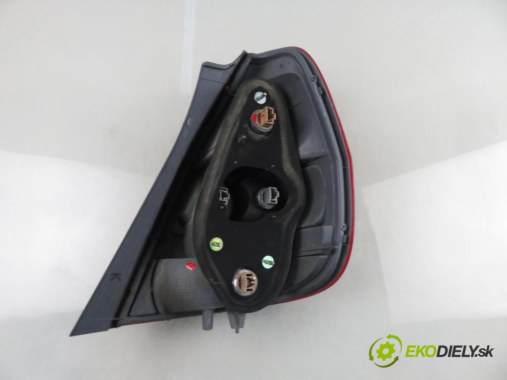 HONDA JAZZ II (GD_, GE3, GE2) HB 2004 61,00 1.3 (GD1) - L13A1 1339,00 světlo levé zadní