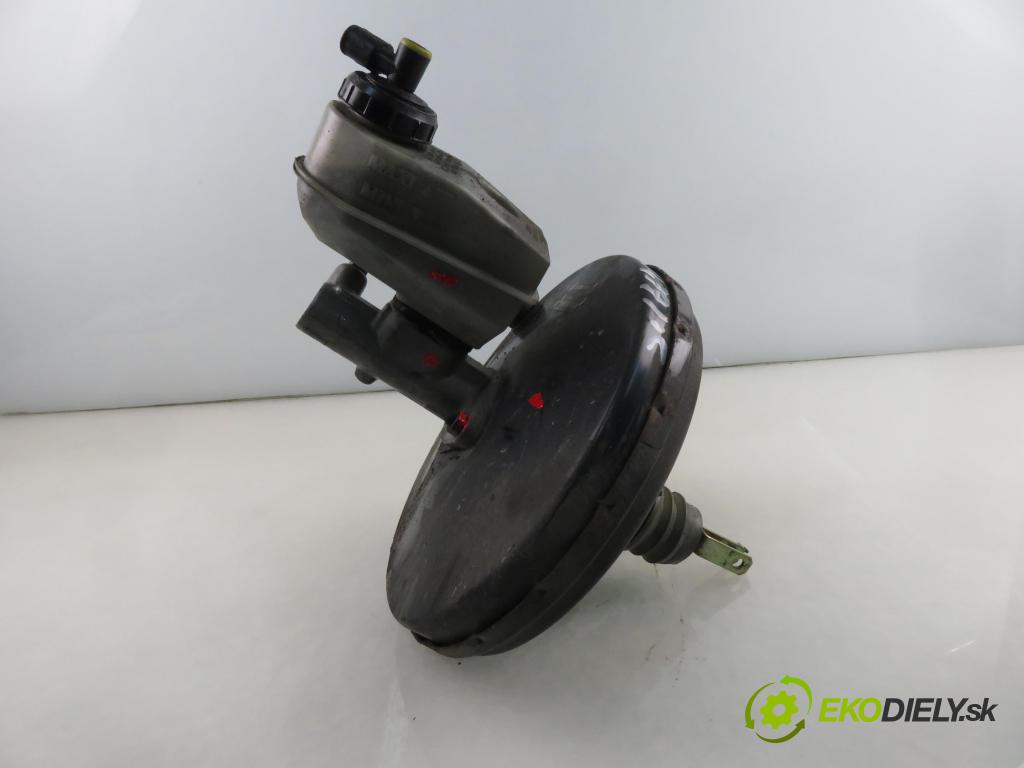 RENAULT SCENIC I (JA0/1_) MINIVAN 2000 75,00 1.9 dCi 102 - F9Q 732 1870,00 posilovač 8200069904A ; 03786420014 (Servočerpadlo)