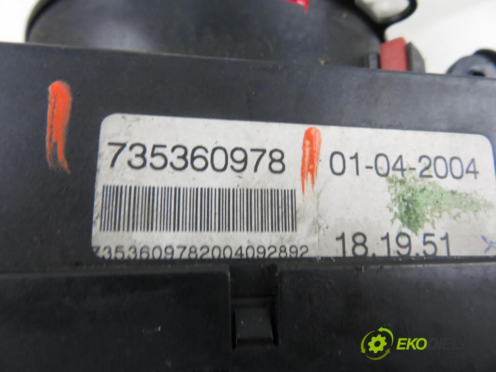 FIAT PANDA (169_) HB 2003 40,00 1.1 54 - 187 A1.000 1108,00 páčka/prepínač 735360978