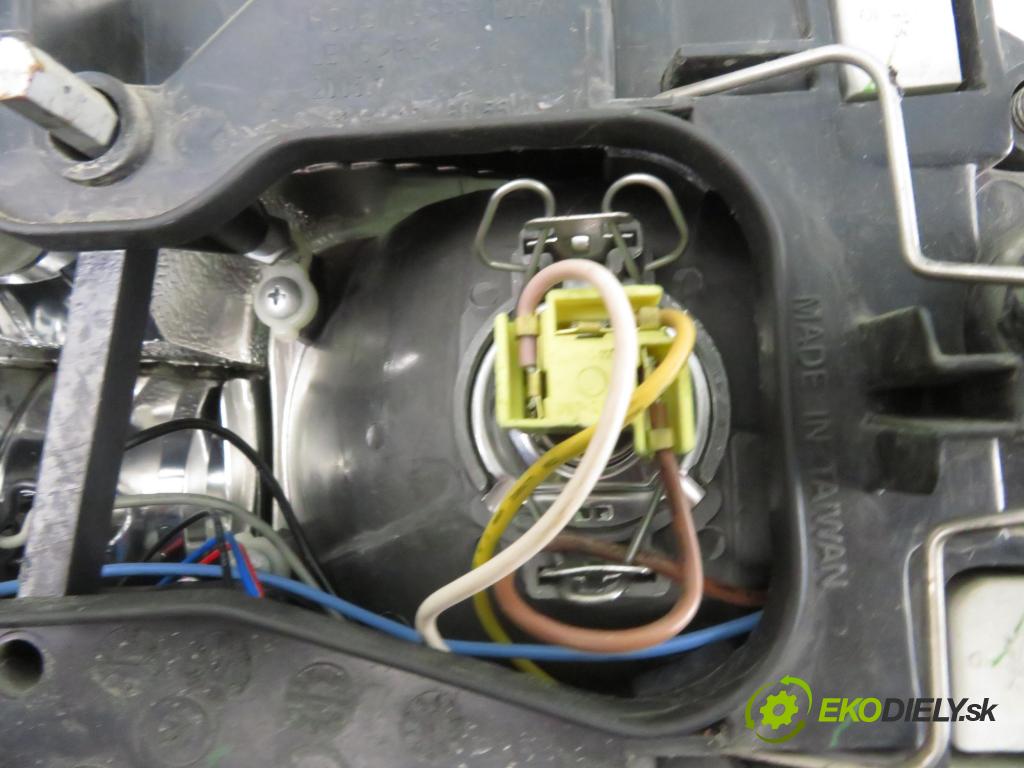 FIAT PANDA (169_) HB 2003 40,00 1.1 54 - 187 A1.000 1108,00 světlo LP