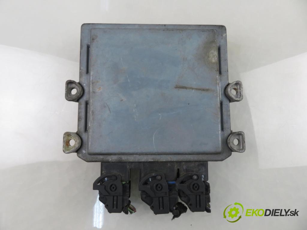 CITROEN BERLINGO / BERLINGO FIRST nadwozie wielkoprzestrzenne (MPV) KOMBIVAN 2005 66,00 2.0 HDI 90 1997,00 Riadiaca jednotka Motor SW9657544780 ; 5WS40146FT ; HW9647423380
