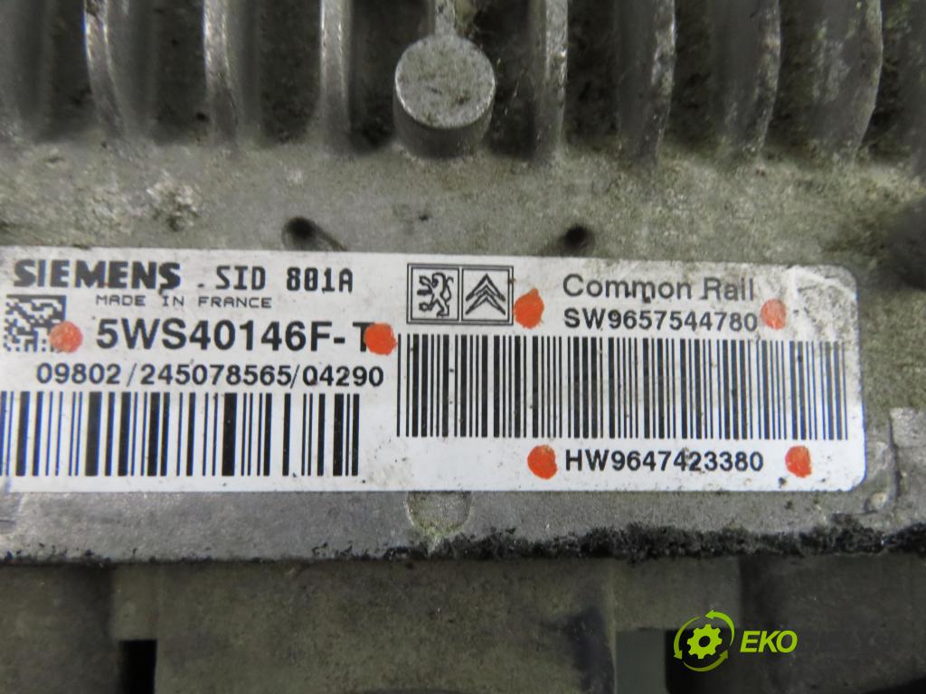 CITROEN BERLINGO / BERLINGO FIRST nadwozie wielkoprzestrzenne (MPV) KOMBIVAN 2005 66,00 2.0 HDI 90 1997,00 Riadiaca jednotka Motor SW9657544780 ; 5WS40146FT ; HW9647423380