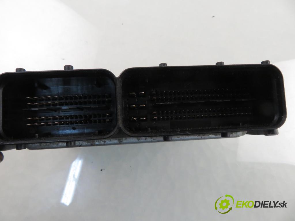 FIAT SEDICI (189_) CROSSOVER 2007 88,00 1.9 D Multijet 120 4x4 - D19AA 1910,00 řídící jednotka motora 0281012992 ; 55204652