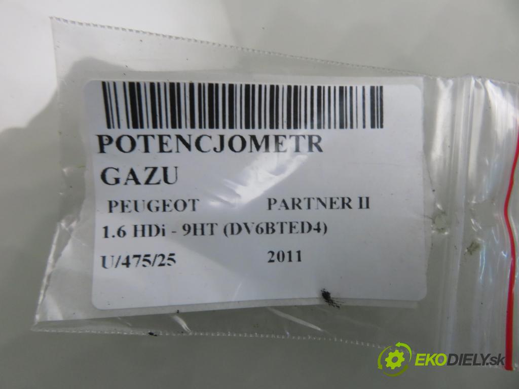 PEUGEOT PARTNER Skrzynia FURGON 2011 55,00 1.6 HDi - 9HT (DV6BTED4) 1560,00 Potenciometer plynu 0280755166 ; 9671416780 (Potenciometer plynového pedálu)