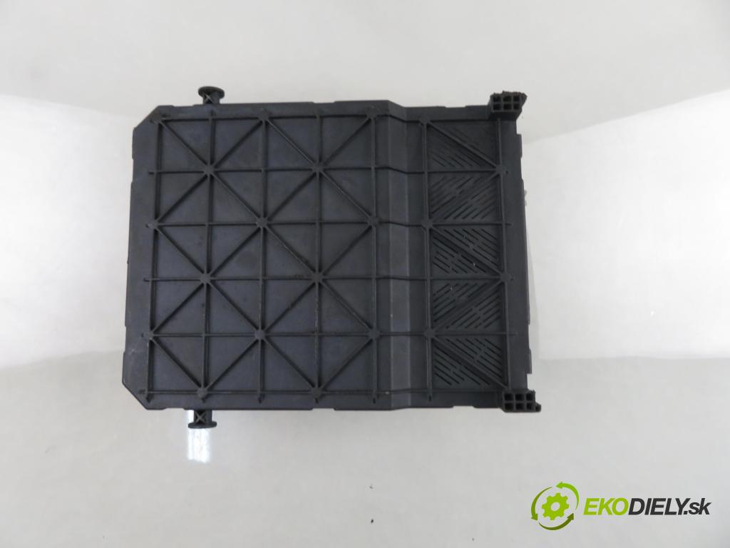 CITROEN BERLINGO / BERLINGO FIRST nadwozie wielkoprzestrzenne (MPV) KOMBIVAN 2005 66,00 2.0 HDI 90 1997,00 MODUL BSI S118085320D ; 9652474680