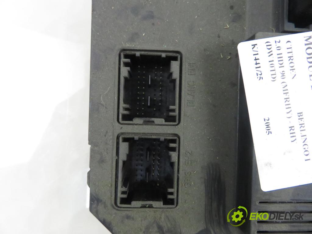 CITROEN BERLINGO / BERLINGO FIRST nadwozie wielkoprzestrzenne (MPV) KOMBIVAN 2005 66,00 2.0 HDI 90 1997,00 MODUL BSI S118085320D ; 9652474680
