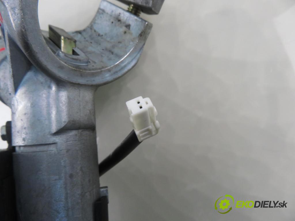 NISSAN MICRA III (K12) HB 2004 59,00 1.2 16V 80 - CG12DE 1240,00 spinačka 28590AX600 ; 5WK46550 (Spínacia skrinka)