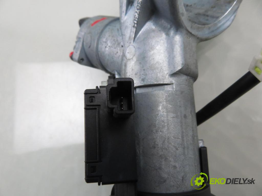 NISSAN MICRA III (K12) HB 2004 59,00 1.2 16V 80 - CG12DE 1240,00 spinačka 28590AX600 ; 5WK46550 (Spínacia skrinka)