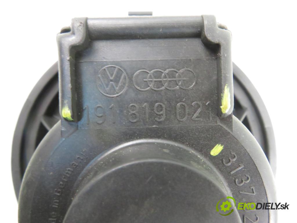 VW GOLF II (19E, 1G1) HB 1989 40,00 1.6 D - JP 1588,00 Ventilátor vetráku 191819021 ; 3137020003