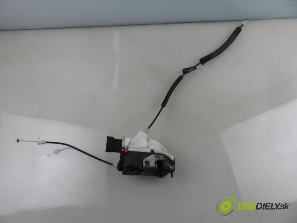 PEUGEOT PARTNER Skrzynia FURGON 2011 55,00 1.6 HDi - 9HT (DV6BTED4) 1560,00 zámok PPE 828405 ; PSA828405
