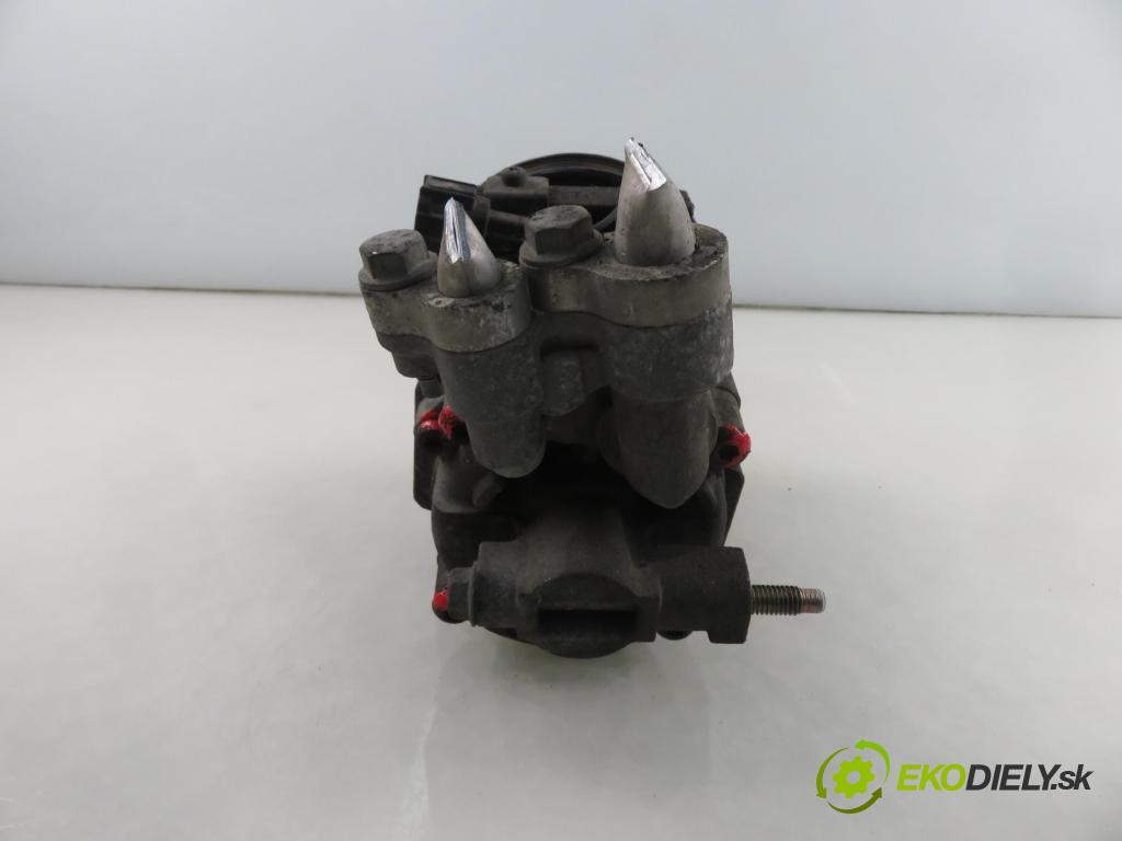 NISSAN MICRA III (K12) HB 2005 59,00 1.2 16V 80 - CG12DE 1240,00 KOMPRESOR: klimatizácie 92600AX800 (Kompresor klimatizácie)