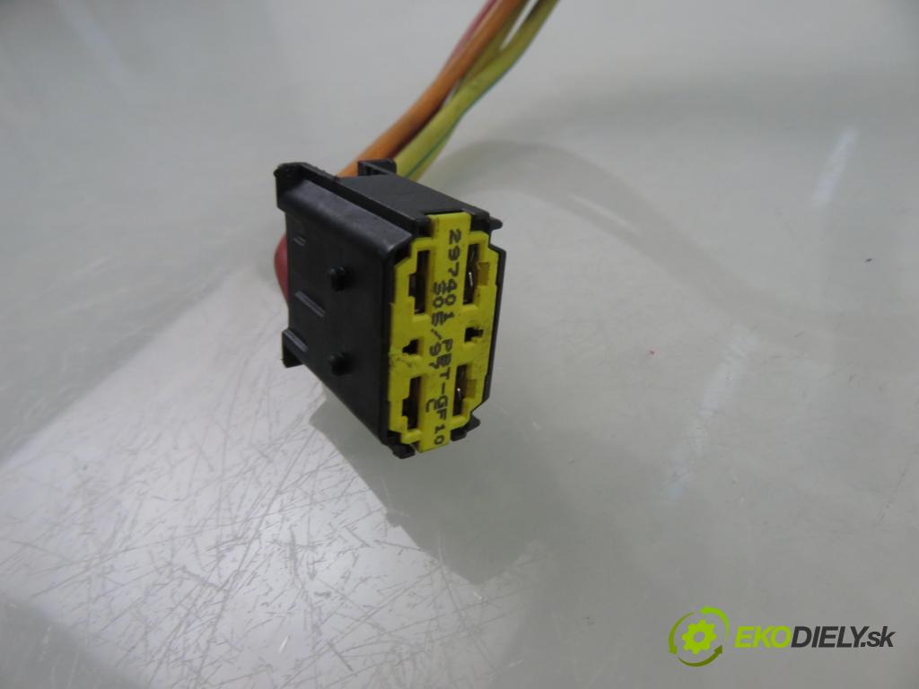 RENAULT MEGANE I Grandtour (KA0/1_) KOMBI 2001 59,00 1.9 dTi (KA1U) - F9Q 744 1870,00 spinačka  (Spínacia skrinka)