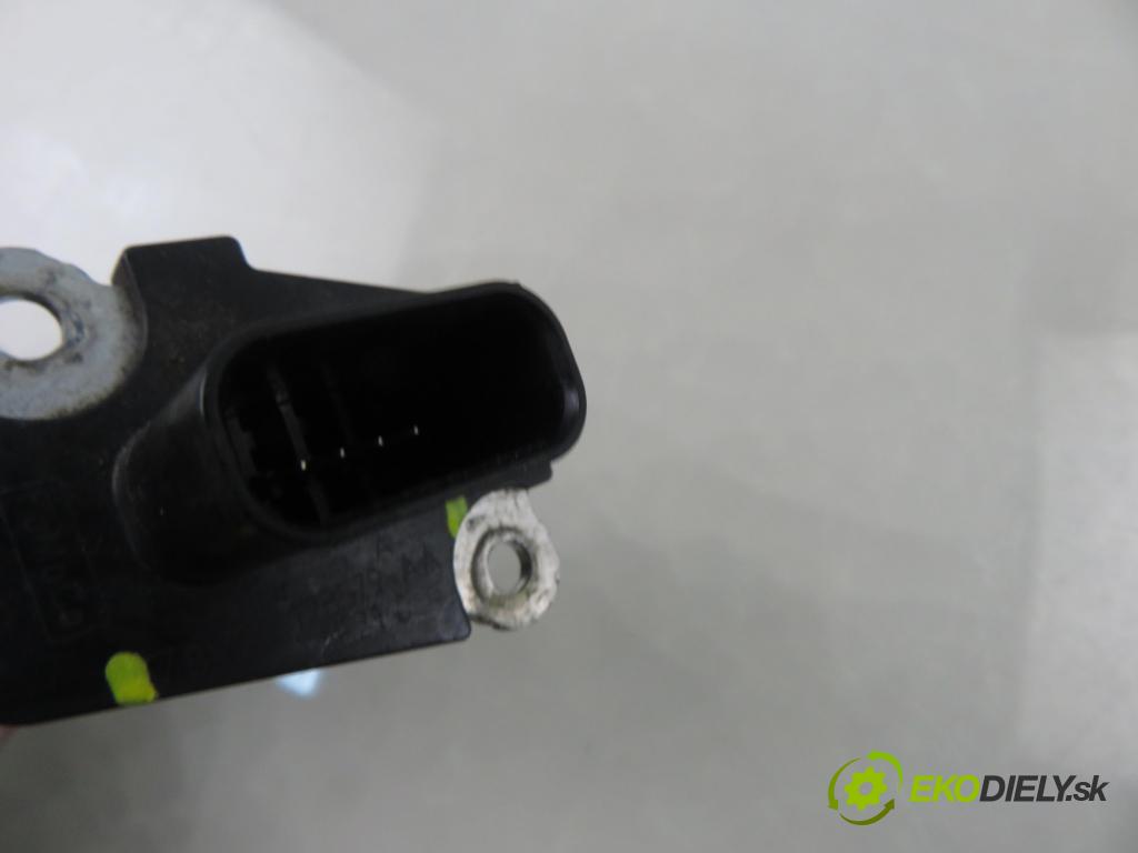 FORD S-MAX (WA6) MINIVAN 2013 118,00 1.6 EcoBoost - JTWA 1596,00 váha vzduchu vzduchu 8V2112B579AA