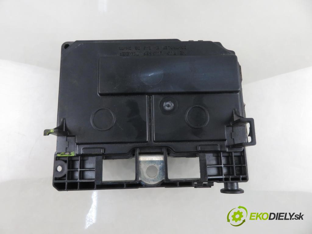 PEUGEOT PARTNER Skrzynia FURGON 2011 55,00 1.6 HDi - 9HT (DV6BTED4) 1560,00 MODUL BSM 9661682880 ; S118983005Q