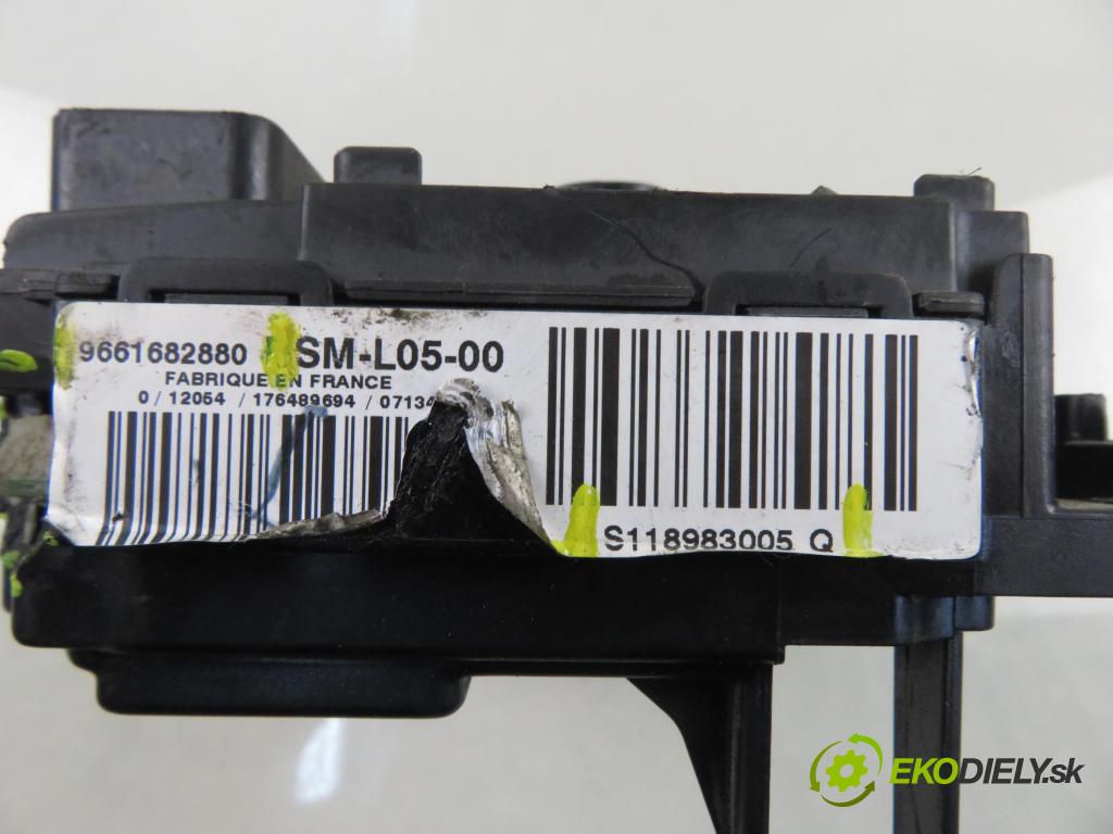 PEUGEOT PARTNER Skrzynia FURGON 2011 55,00 1.6 HDi - 9HT (DV6BTED4) 1560,00 MODUL BSM 9661682880 ; S118983005Q