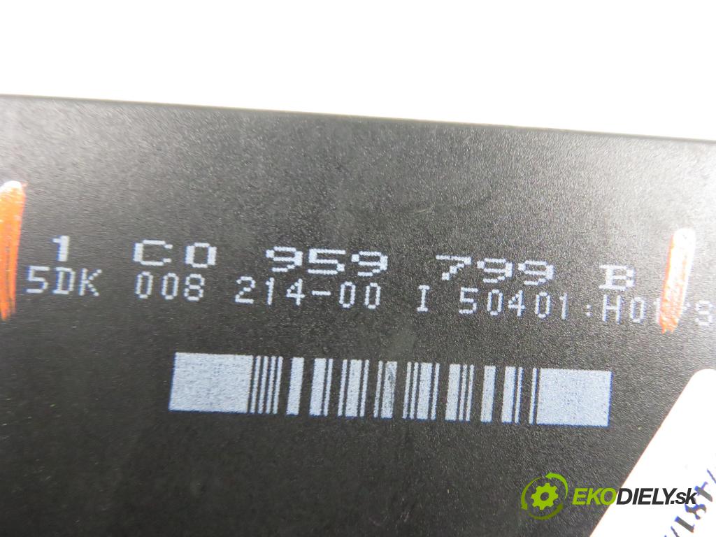 VW PASSAT B5.5 Variant (3B6) KOMBI 2001 96,00 1.9 TDI - AWX 1896,00 MODUL komfortu 1C0959799B