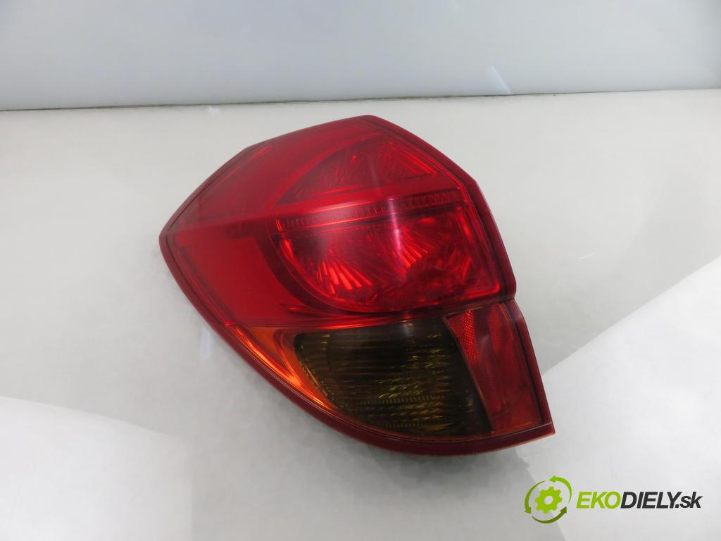 SUBARU LEGACY IV Kombi (BP) KOMBI 2004 101,00 2.0 AWD (BP5) - EJ202 1994,00 světlo levé zadní 22020792