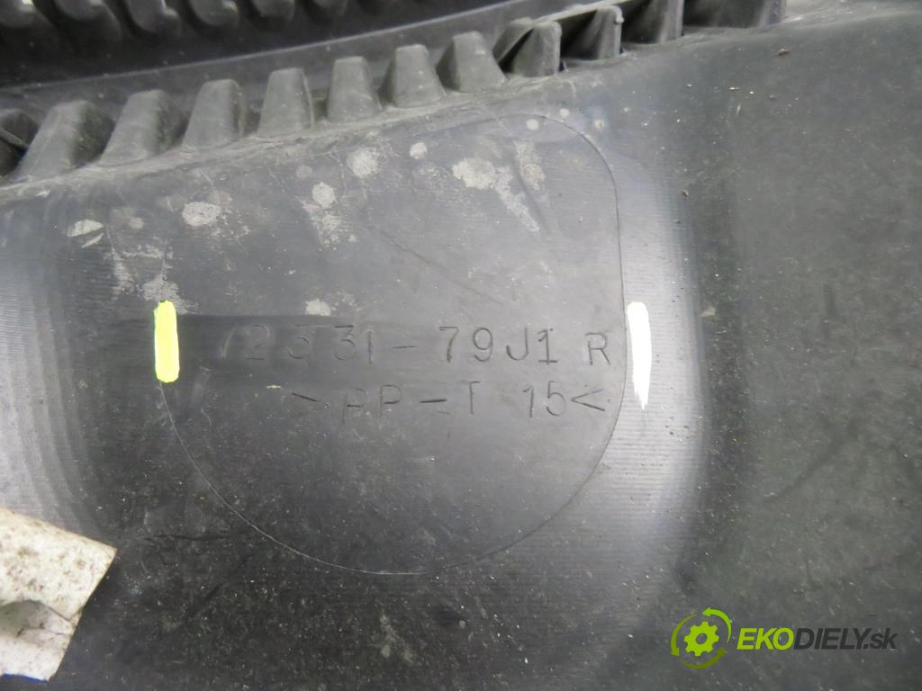 FIAT SEDICI (189_) CROSSOVER 2007 88,00 1.9 D Multijet 120 4x4 - D19AA 1910,00 Torpédo, plast pod čelné okno 7234179J1 ; 7233179J1 (Torpédo (plast pod čelným sklom))