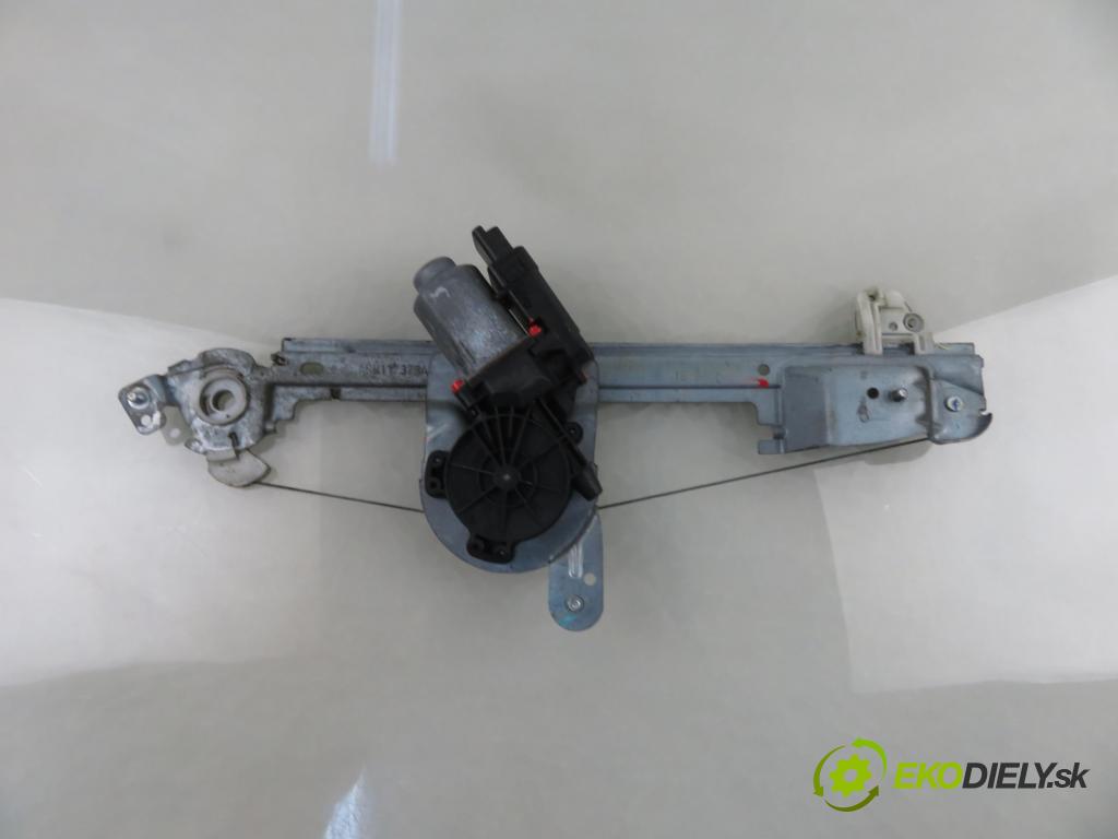 RENAULT SCENIC II (JM0/1_) MINIVAN 2007 63,00 1.5 dCi (JM1F) - K9K 724 1461,00 mechanismus oken LTE 440726J4