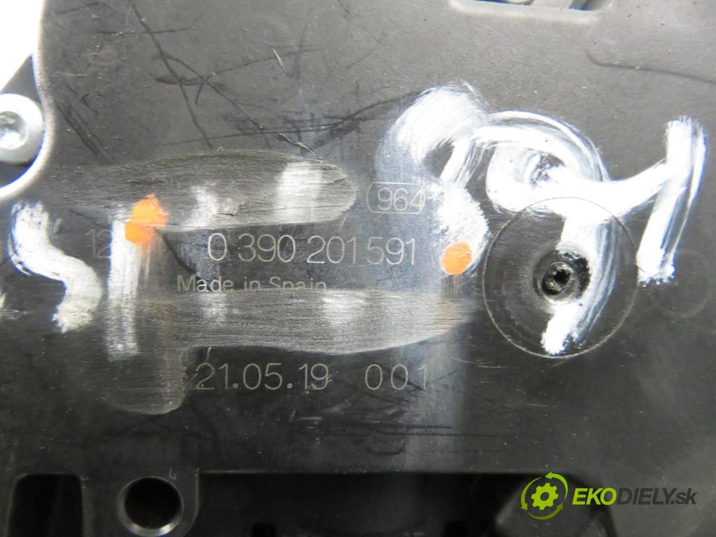 OPEL ASTRA H (A04) HB 2007 74,00 1.7 CDTI 100 - Z 17 DTH 1686,00 motorek stěrače ZADNÍ: 0390201591