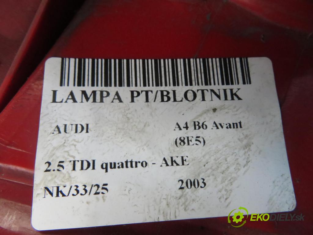 AUDI A4 Avant (8E5, B6) KOMBI 2003 132,00 2.5 TDI quattro - AKE 2496,00 světlo pravé zadní 8E9945096