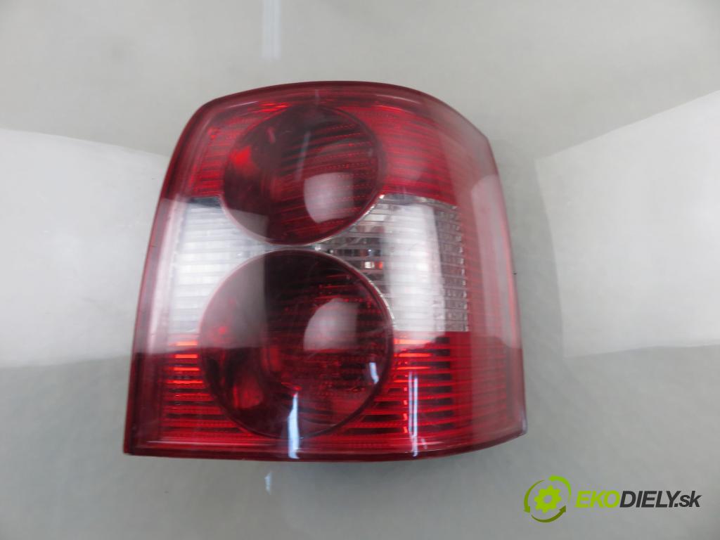 VW PASSAT B5.5 Variant (3B6) KOMBI 2002 74,00 1.9 TDI PD 101 - AVB 1896,00 světlo pravé zadní 3B9945258B