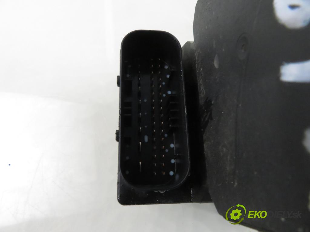 SKODA FABIA I Combi (6Y5) KOMBI 2002 74,00 1.9 TDI - ATD 1896,00 Pumpa ABS 0265900009 ; 6Q0907379H (Pumpa ABS)