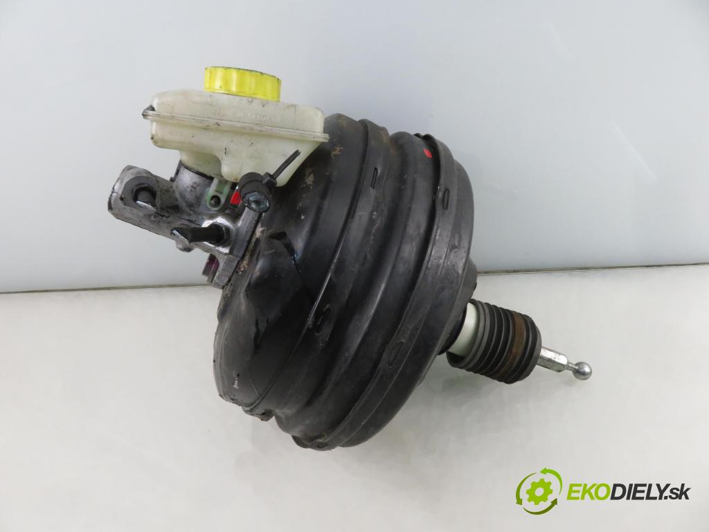 AUDI A4 (8E2, B6) SEDAN 2004 96,00 1.9 TDI PD 130 1896,00 posilovač  (Servočerpadlo)