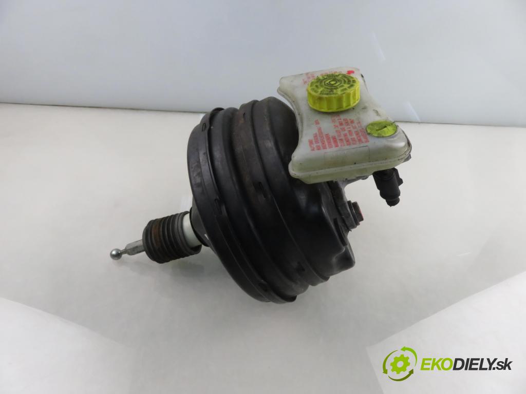 AUDI A4 (8E2, B6) SEDAN 2004 96,00 1.9 TDI PD 130 1896,00 posilovač  (Servočerpadlo)