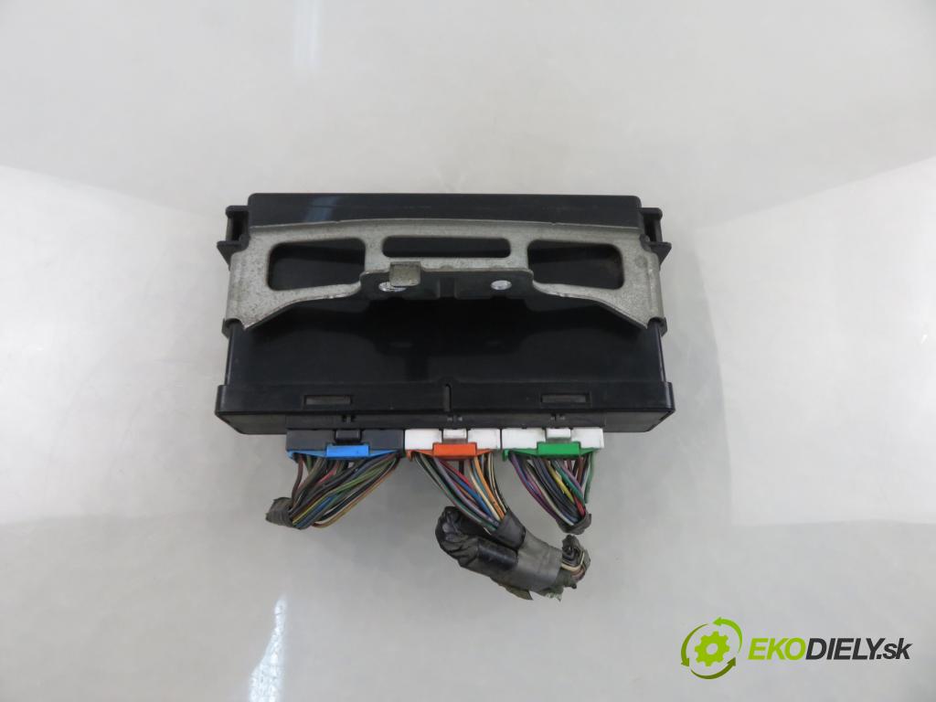 SUBARU LEGACY IV Kombi (BP) KOMBI 2004 101,00 2.0 AWD (BP5) - EJ202 1994,00 MODUL komfortu 88281AG040 ; X1T17075H3