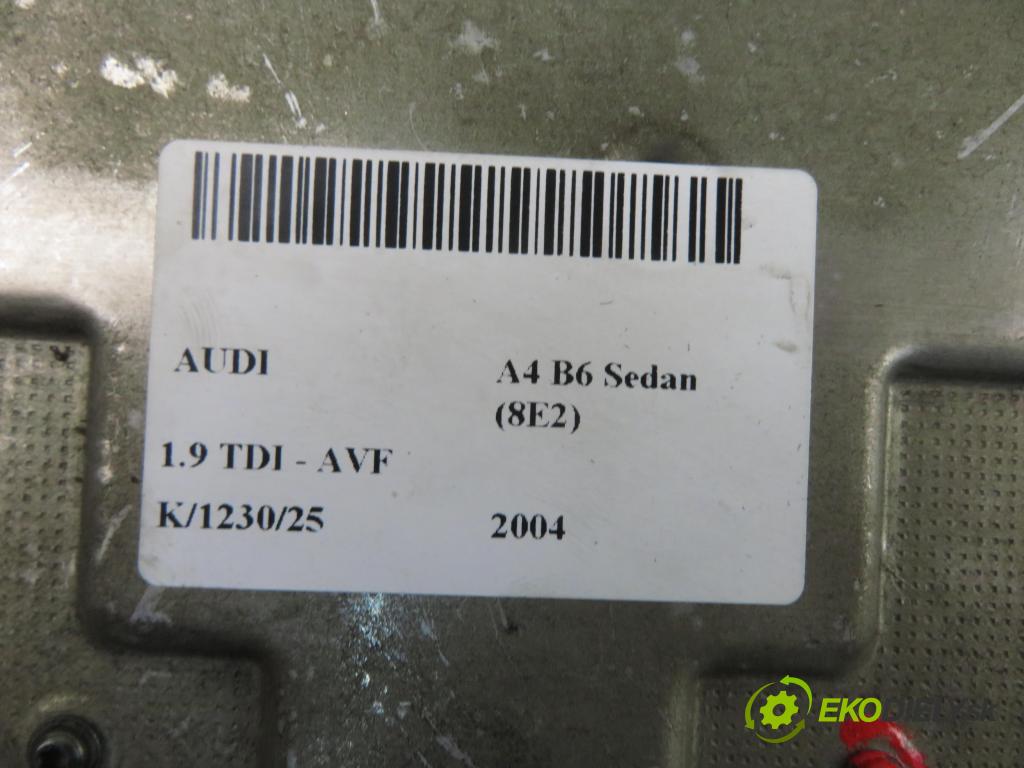 AUDI A4 (8E2, B6) SEDAN 2004 96,00 1.9 TDI PD 130 1896,00 řídící jednotka světla 8E0907279C