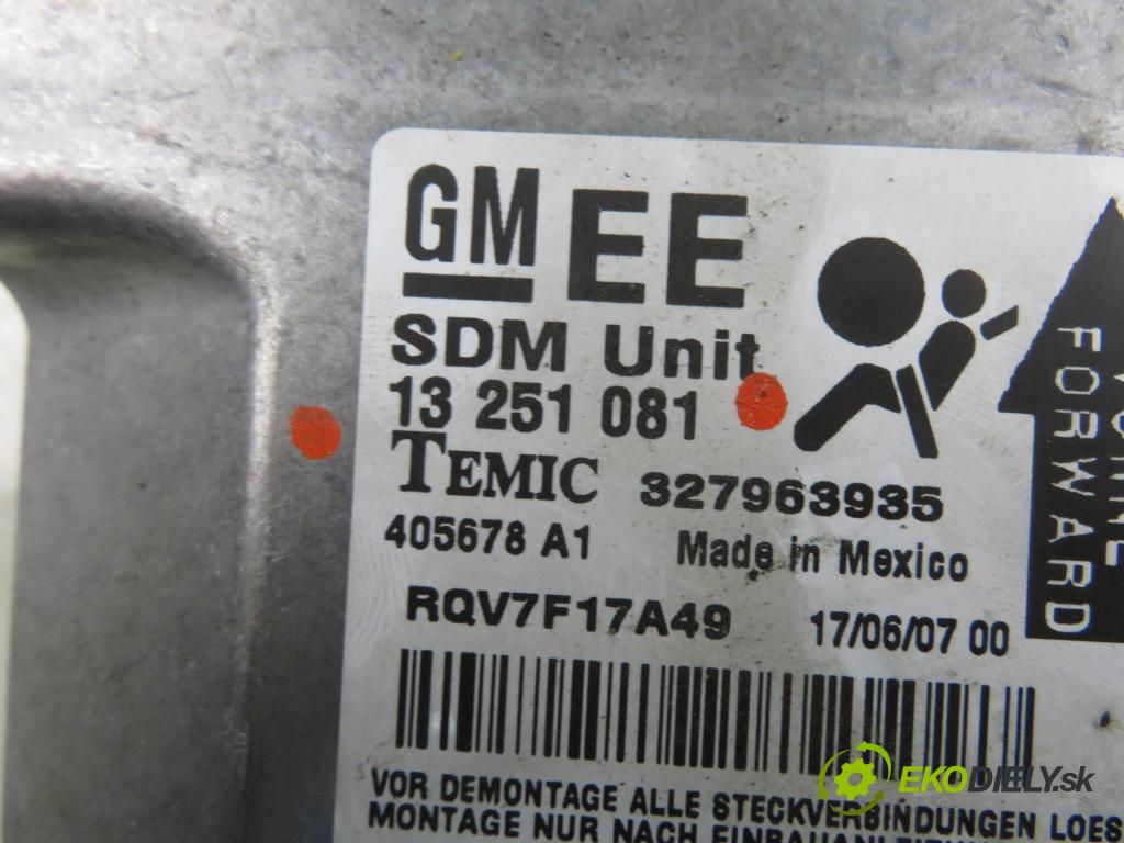 OPEL ASTRA H (A04) HB 2007 74,00 1.7 CDTI 100 - Z 17 DTH 1686,00 MODUL air BAG 13251081