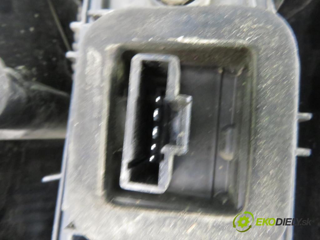 DACIA DOKKER Express FURGON 2012 0,00 1.5 dCi - K9K 612 1461,00 světlo levé zadní