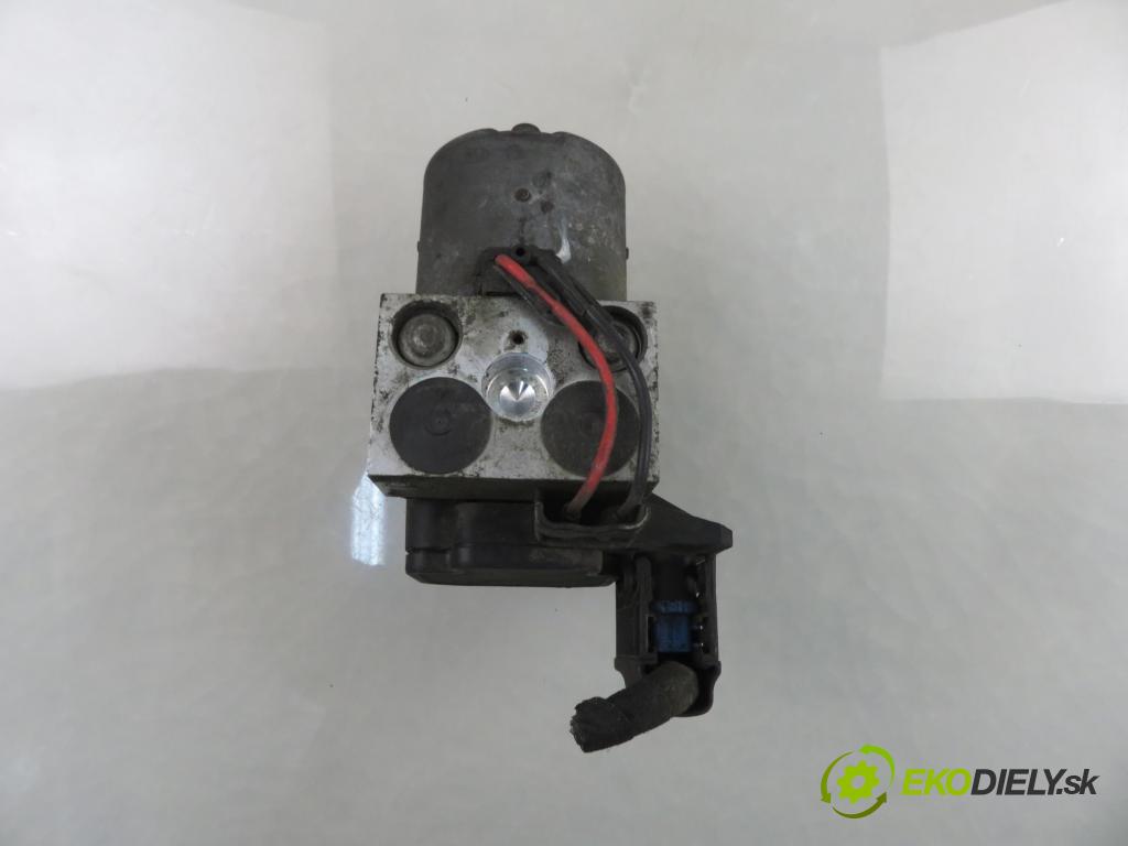 AUDI A6 Avant (4B5, C5) KOMBI 2000 132,00 2.5 TDI V6 180 quattro - AKE 2496,00 Pumpa ABS 8E0614111T ; 0265202401 (Pumpa ABS)