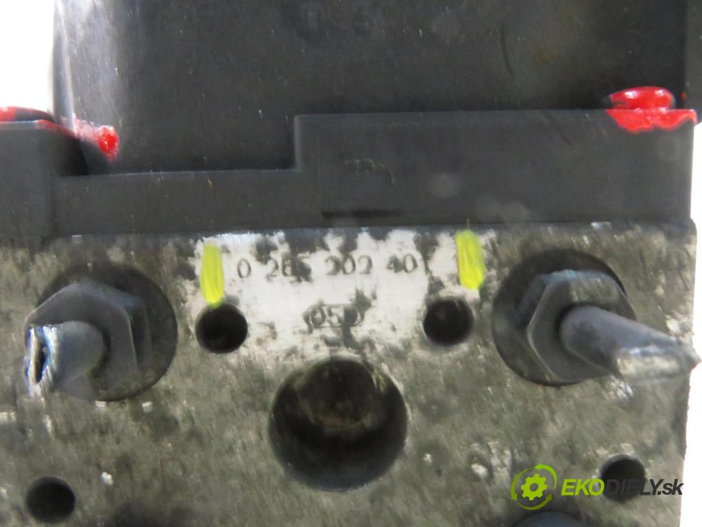 AUDI A6 Avant (4B5, C5) KOMBI 2000 132,00 2.5 TDI V6 180 quattro - AKE 2496,00 Pumpa ABS 8E0614111T ; 0265202401 (Pumpa ABS)