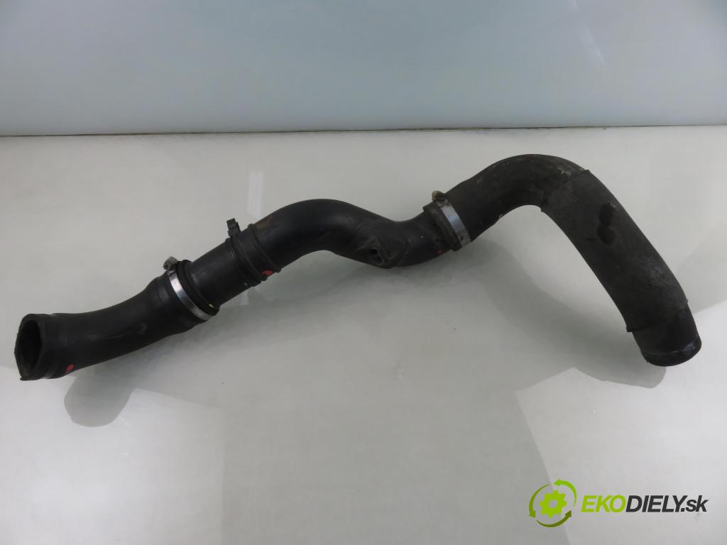FIAT SEDICI (189_) CROSSOVER 2007 88,00 1.9 D Multijet 120 4x4 - D19AA 1910,00 Rúra intercoolera turba 1366079J50