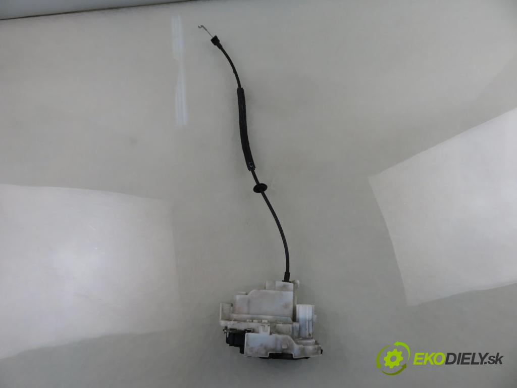 ALFA ROMEO 159 (939_) KOMBI 2007 88,00 1.9 JTDM 8V - 939 A1.000 1910,00 zámok LTE