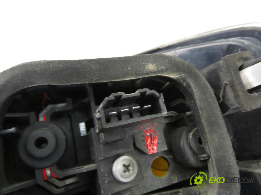 SEAT IBIZA III (6L1) HB 2007 55,00 1.4 16V - BKY 1390,00 světlo levé zadní 6L6954095D