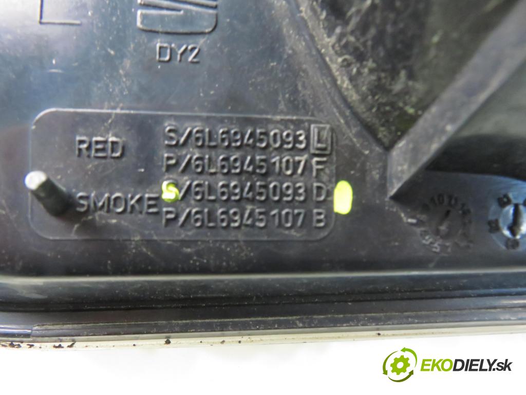 SEAT IBIZA III (6L1) HB 2007 55,00 1.4 16V - BKY 1390,00 světlo levé zadní kufr 6L6945093D