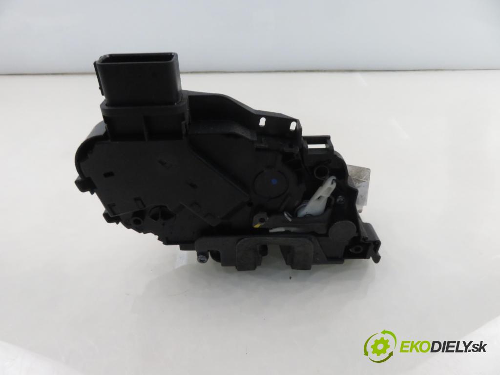 LAND ROVER RANGE ROVER SPORT (L320) SUV 2007 140,00 2.7 TDV6 4x4 190 - 276DT (PSA) 2720,00 zámok PPE FQJ000207